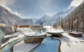 Aqua Dome 4 Sterne Superior Hotel & Tirol Therme Laengenfeld